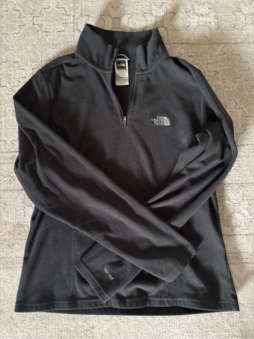 The North Face Women’s Black Half-Zip Fleece Pullover - Picture 1 of 3